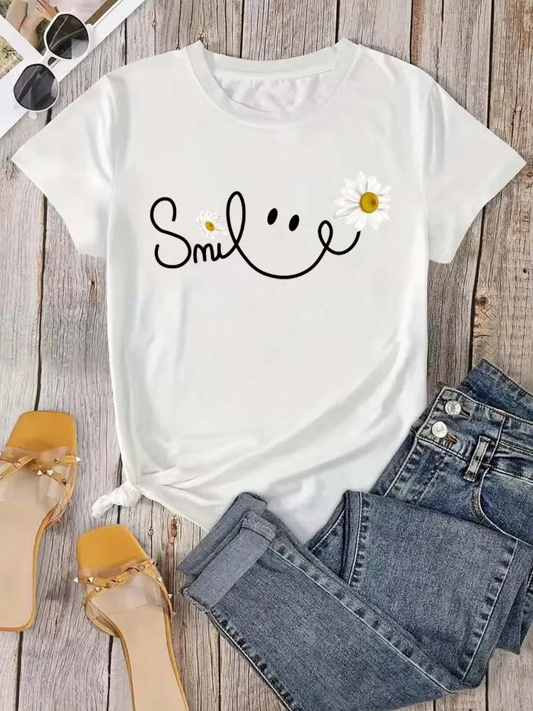 Beautiful Daisy Smile Letter Printed T Shirt
